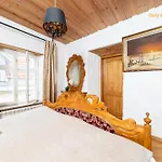 Luxury Suites With Sauna By Rikas Hotels